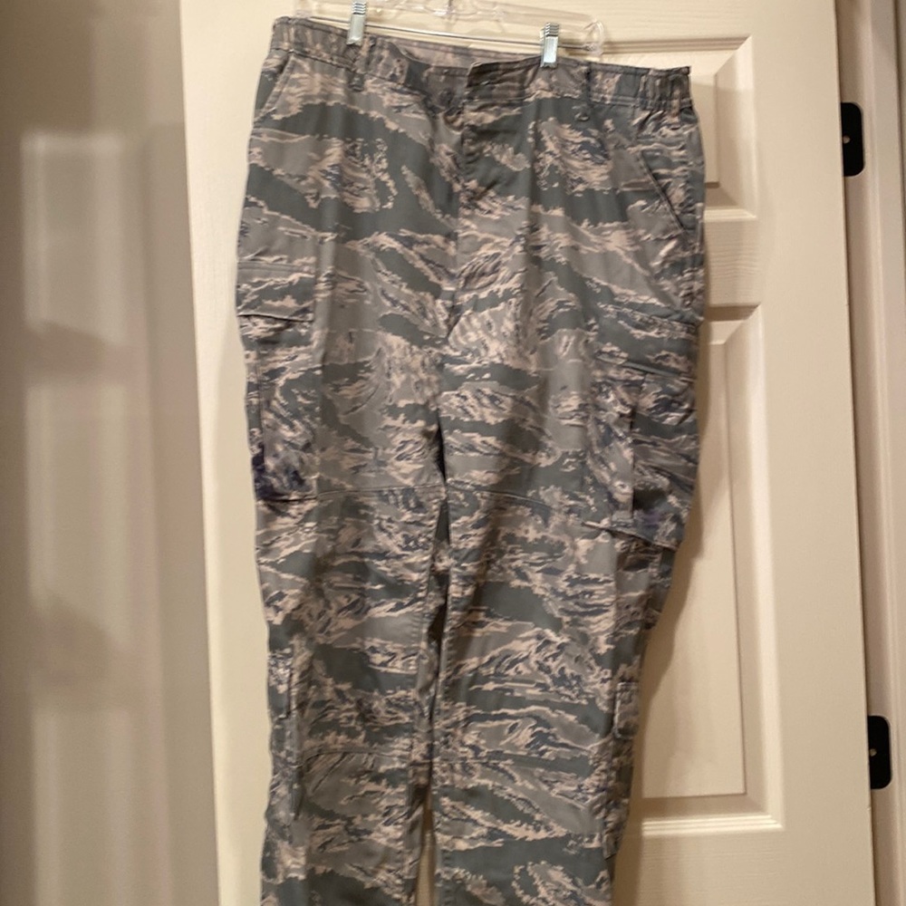Mens camo pants